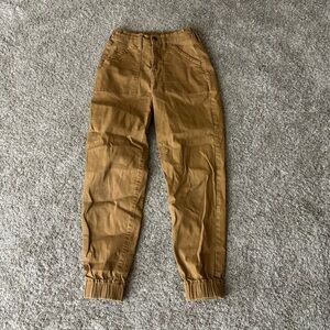 khaki cargo pants